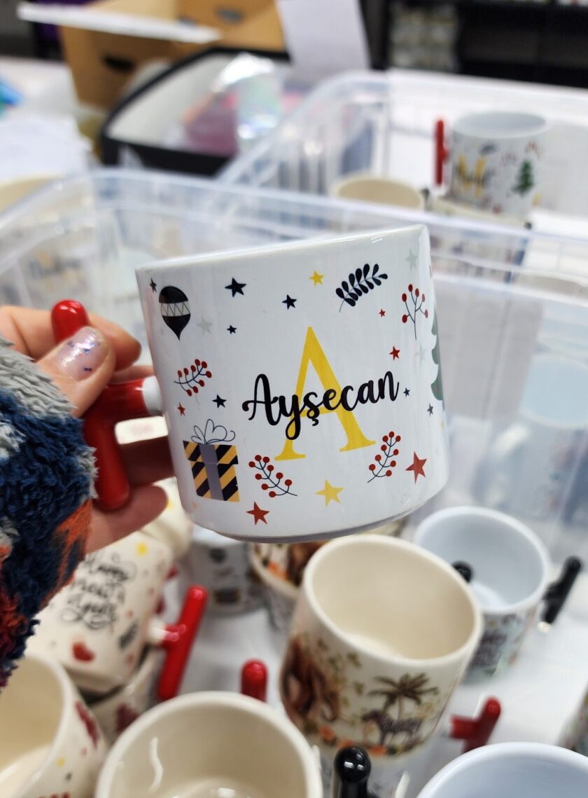 Ayşecan İsmine Özel Yılbaşı Temalı Happy New Year Design Porselen T Kupa Bardak Latte Fincanı