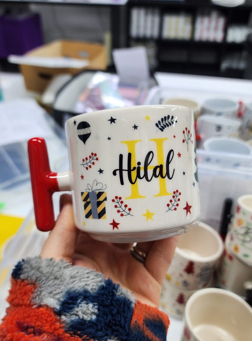 Hilal İsmine Özel Yılbaşı Temalı Happy New Year Design Seramik T Kupa Bardak Latte Fincanı