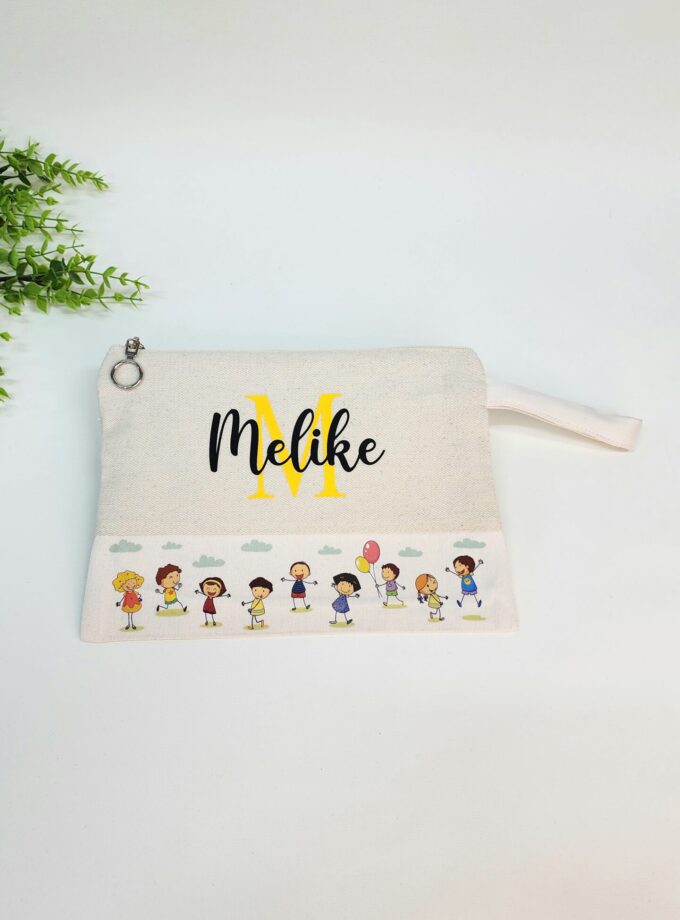İsme Özel Sevimli Çocuk Figürlü Clutch Çanta