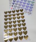 Yapışkanlı Sticker Kalp Şekilli Sticker Etiket Parlak Gold 40 Adet 3.5x3.5 cm - Görsel 2