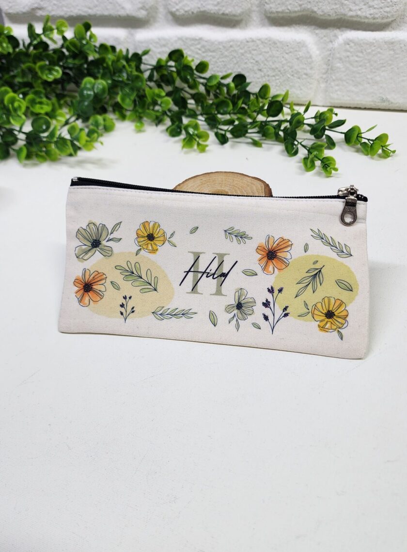 Kişiye Özel İsimli Kalemlik Mavi Yaprak ve Renkli Çiçek Desenli Kişiye Özel Kalemlik Mini Organizer