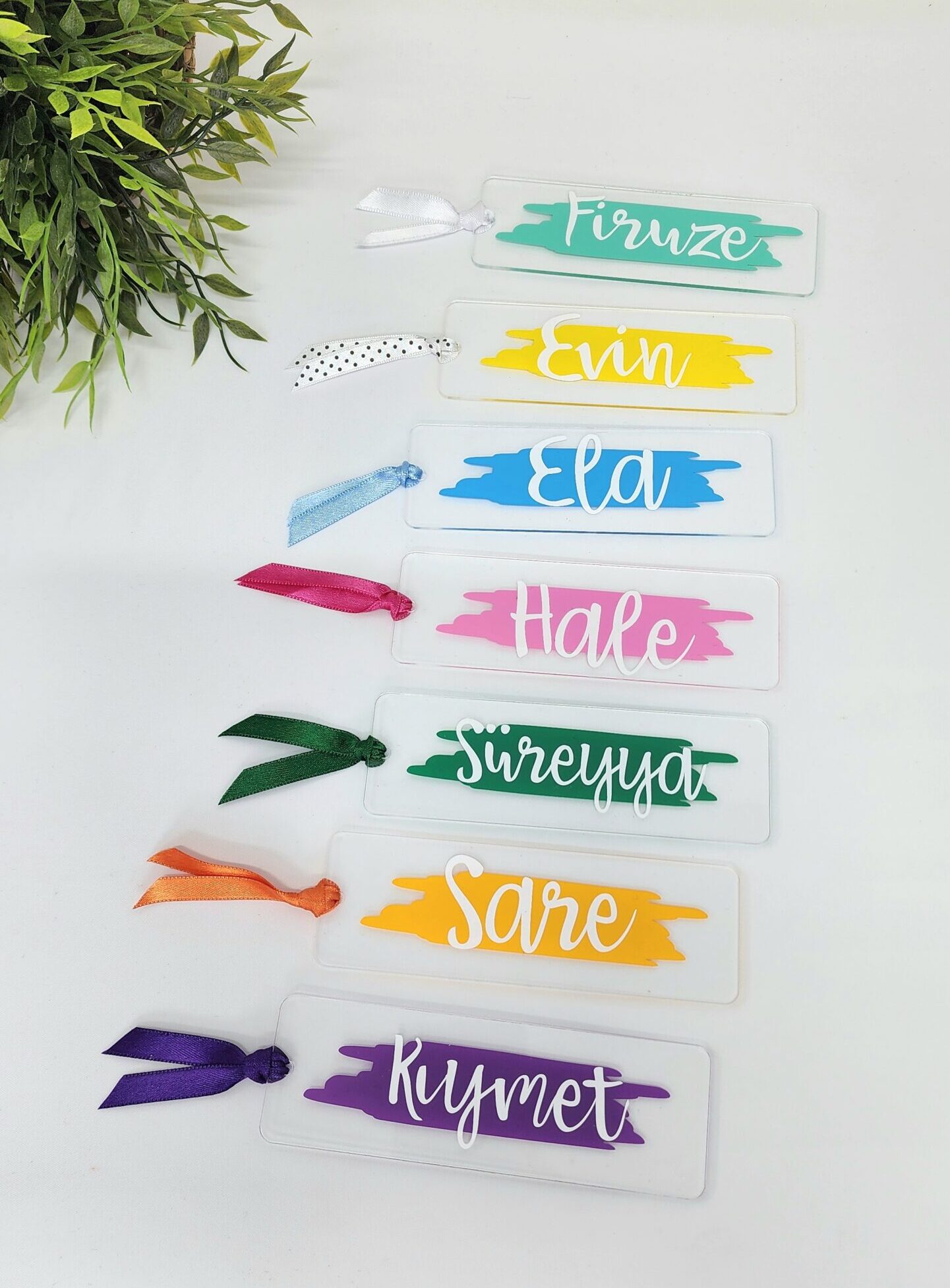 – İsme Özel Kişiye Özel Renkli Pleksi Kitap Ayracı İsme Özel Kişiye Özel Renkli Pleksi Kitap Ayracı