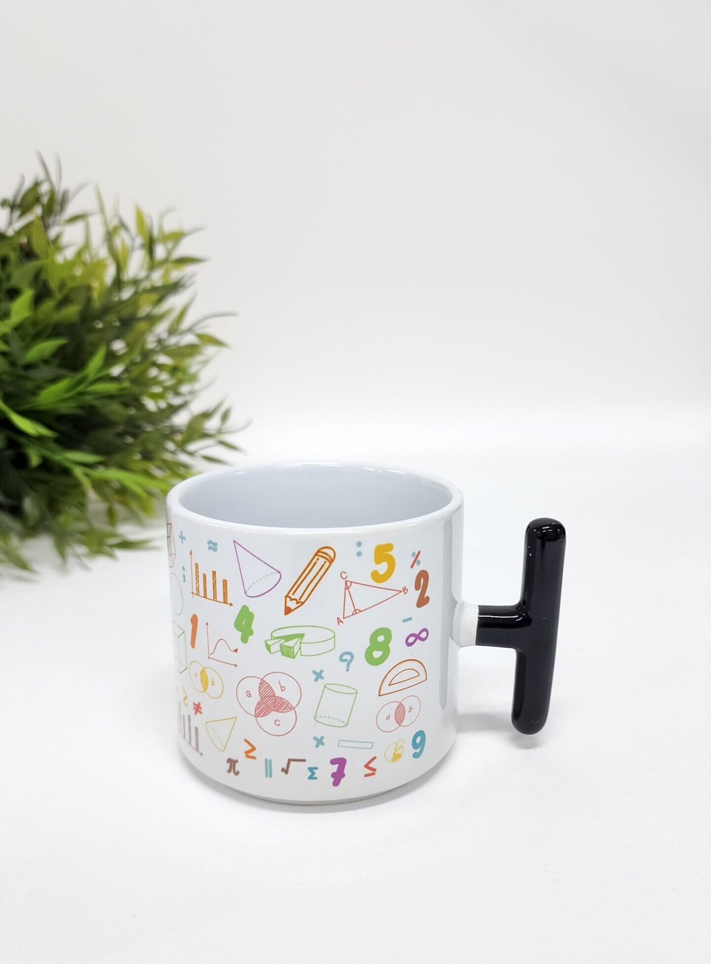 – Öğretmenler İçin Matematik Temalı Best Teacher Ever Yazılı Porselen T Kupa Bardak Latte Fincanı Öğretmenler İçin Matematik Temalı Best Teacher Ever Yazılı Porselen T Kupa Bardak Latte Fincanı - Görsel 3