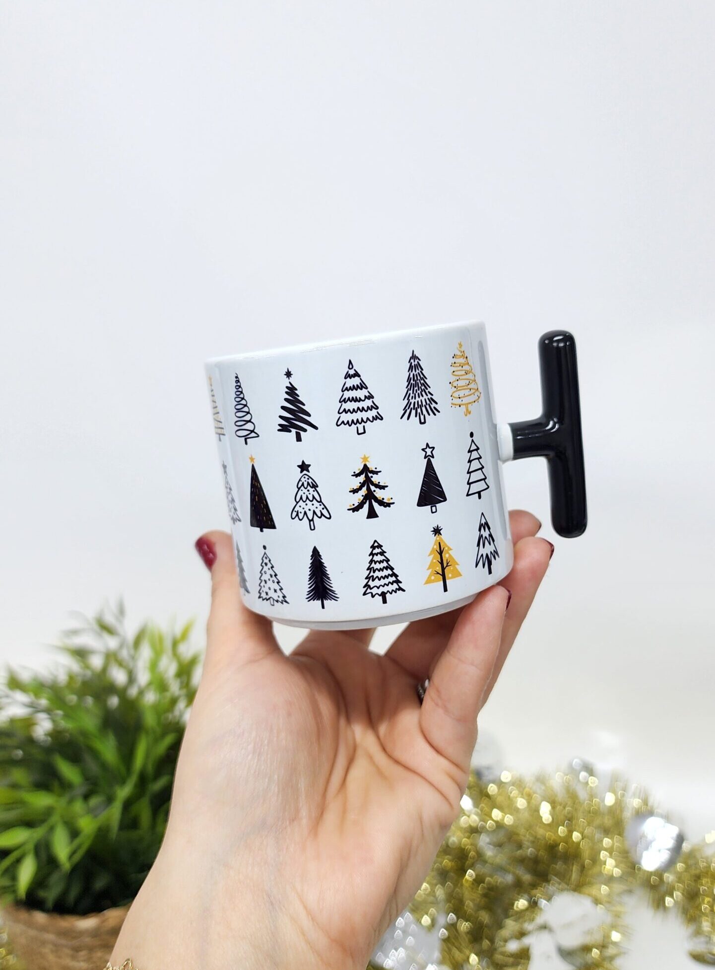 – İsme Özel Kişiye Özel Çam Ağacı Yılbaşı Temalı Happy New Year Design T Kupa Bardak Latte Fincanı İsme Özel Kişiye Özel Çam Ağacı Yılbaşı Temalı Happy New Year Design T Kupa Bardak Latte Fincanı - Görsel 3