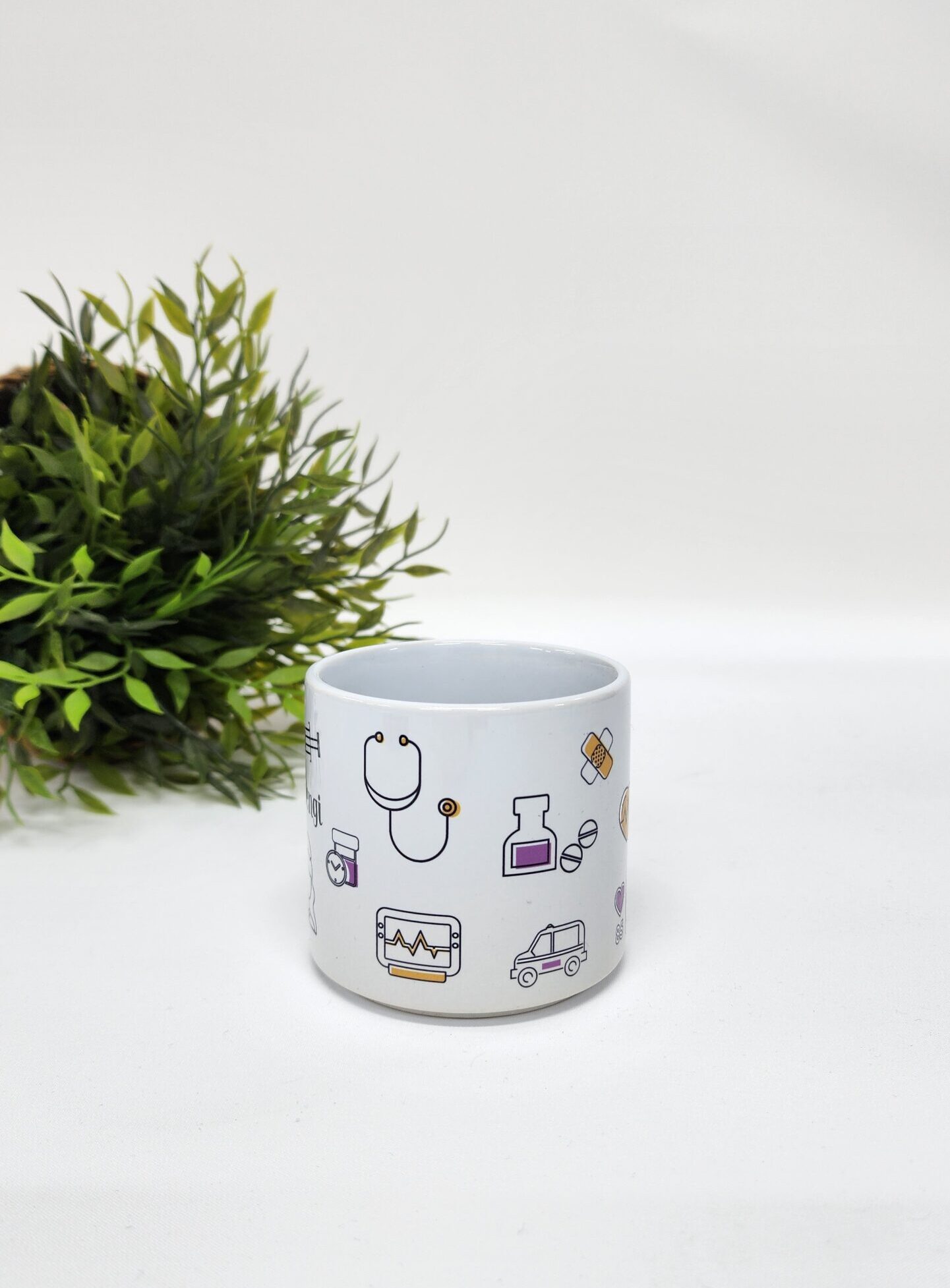 – İsme Özel Kişiye Özel Doktorlar İçin Doktor Temalı Porselen T Kupa Bardak Latte Fincanı İsme Özel Kişiye Özel Doktorlar İçin Doktor Temalı Porselen T Kupa Bardak Latte Fincanı - Görsel 2