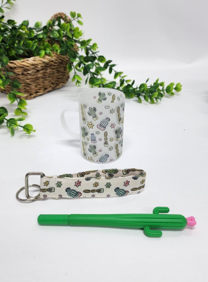 Kaktüs Desenli Buzlu Cam Çay Bardağı Çay Fincanı Anahtarlık Kaktüs Kalem Hediye Seti