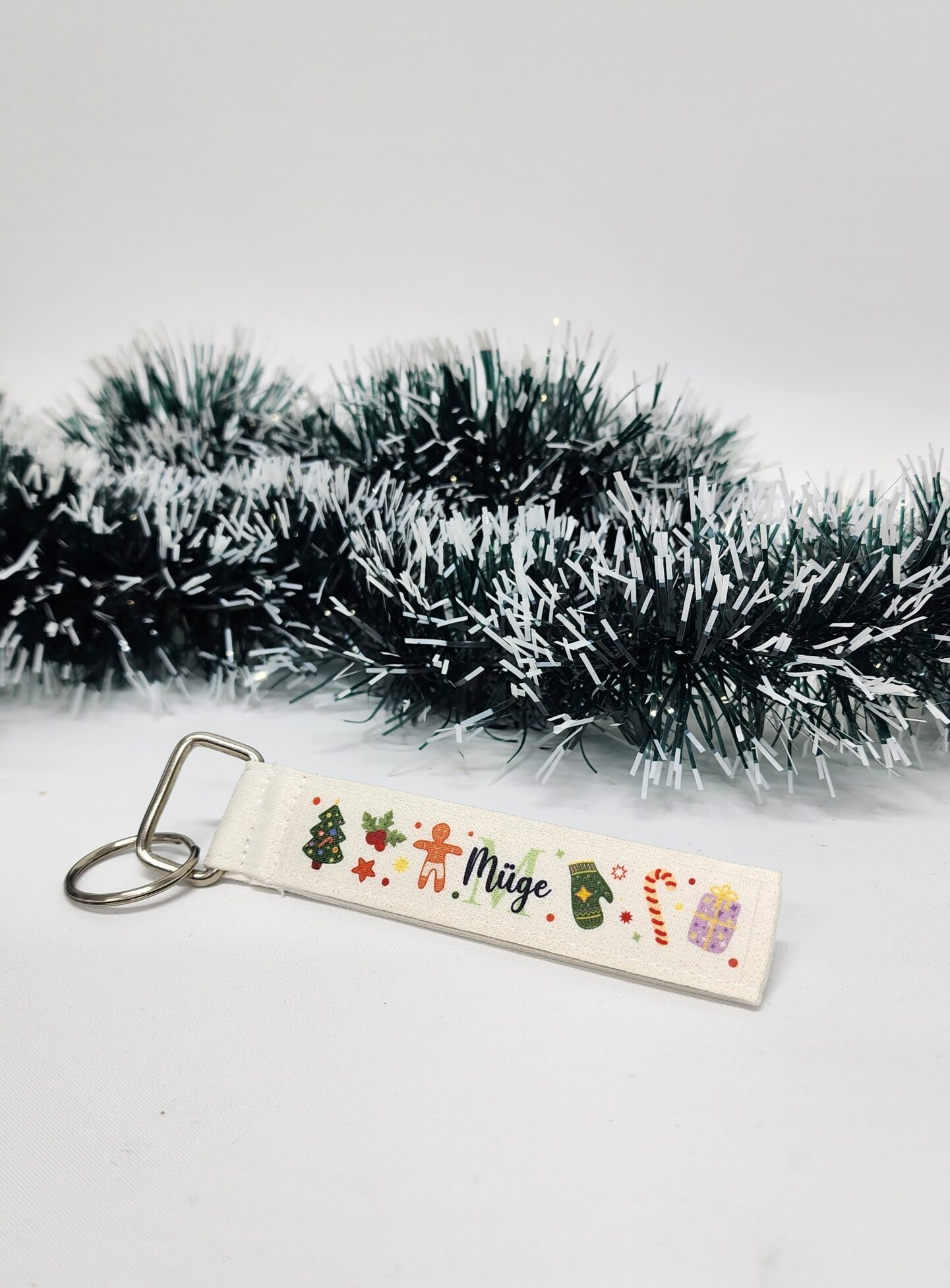 – İsme Özel Kişiye Özel Mutlu Noeller Yılbaşı Temalı Happy New Year Design Anahtarlık İsme Özel Kişiye Özel Mutlu Noeller Yılbaşı Temalı Happy New Year Design Anahtarlık