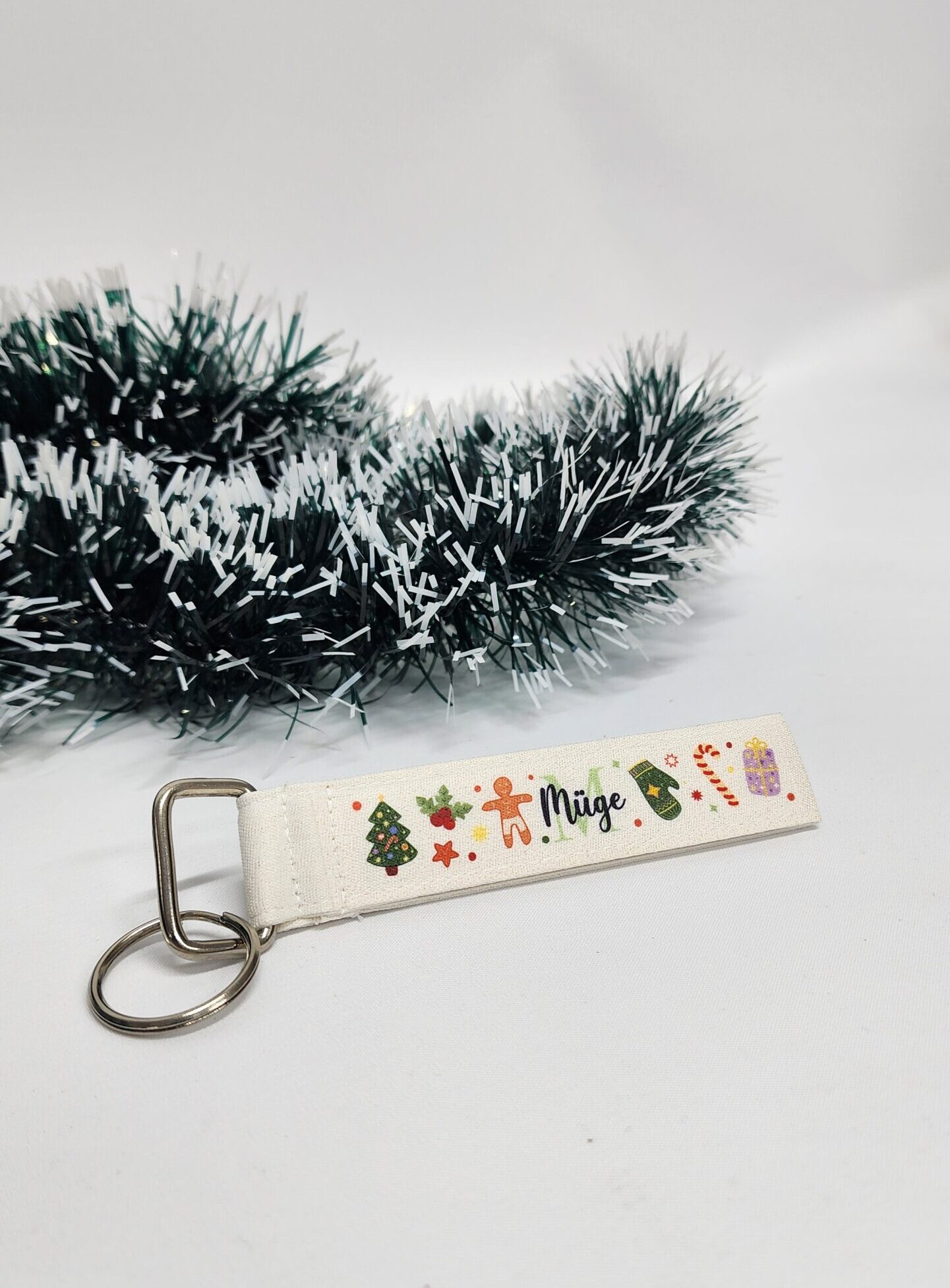 – İsme Özel Kişiye Özel Mutlu Noeller Yılbaşı Temalı Happy New Year Design Anahtarlık İsme Özel Kişiye Özel Mutlu Noeller Yılbaşı Temalı Happy New Year Design Anahtarlık - Görsel 2